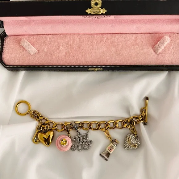 Juicy Couture Vintage  Gold Bracelet with charms - Picture 8 of 16